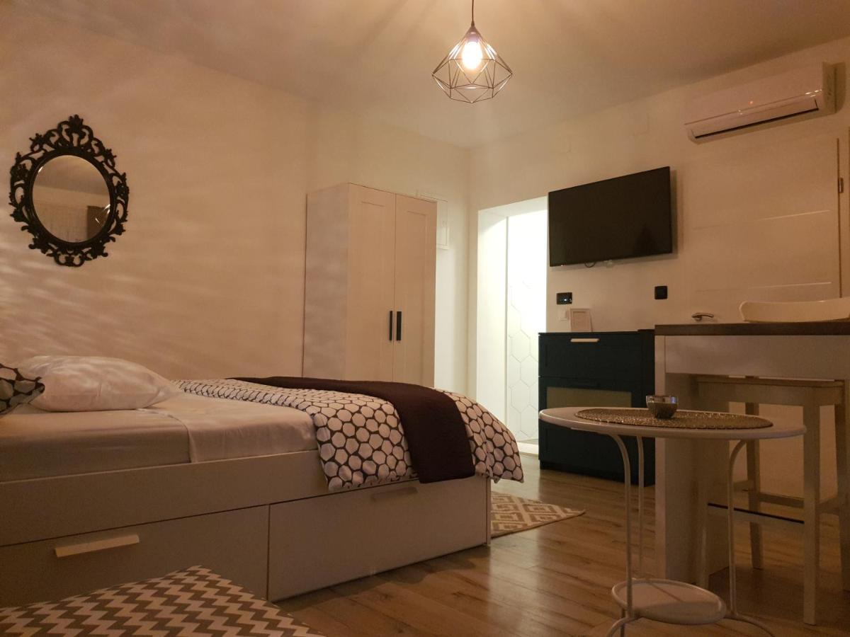 Sfinga Apartment 扎达尔 外观 照片